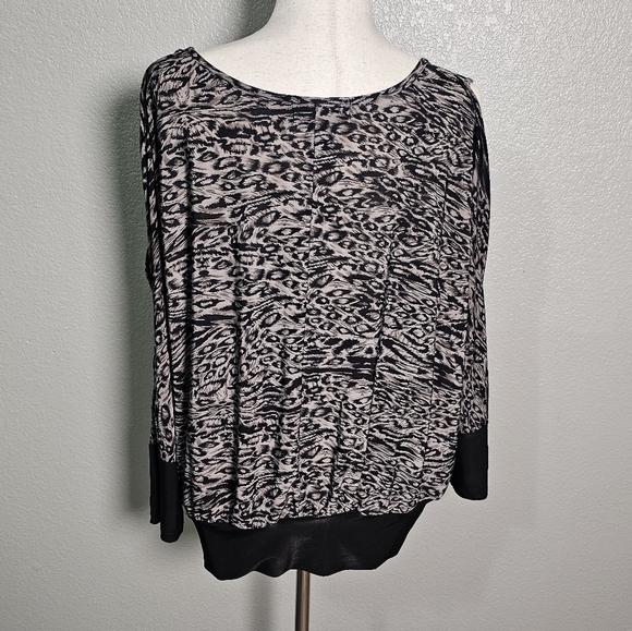 Leopard Print, Grey and Black, Stretchy, Dolman Sleeve, Long Sleeve Blouse XL - Picture 2 of 11